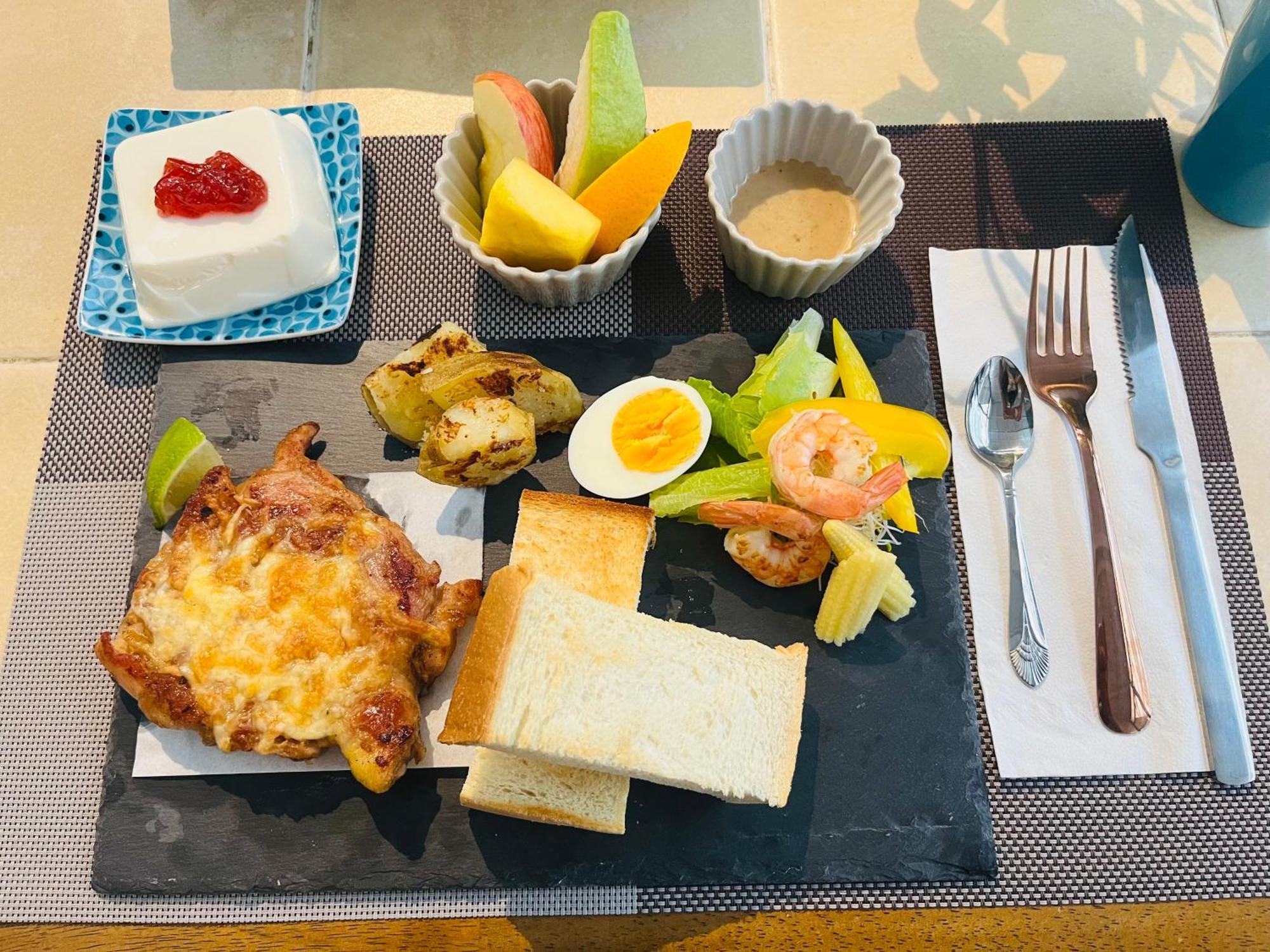 Honey B&B Kota Hualien Bagian luar foto